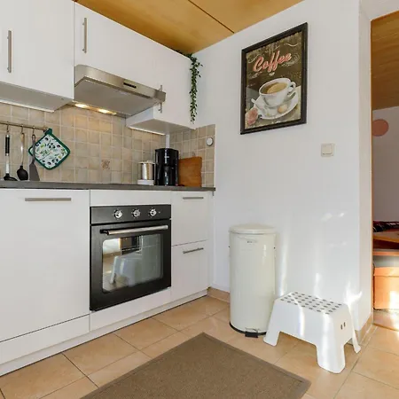 Lieschen Fuer 3 Personen Und Eigener Terrasse Feriehus *